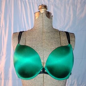 Victoria's secret very sexy  padded Demi 36DD green